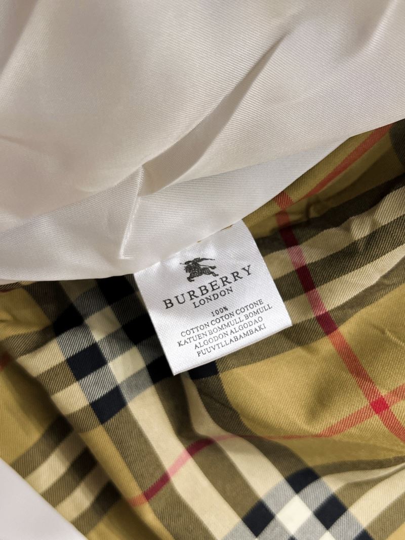 Burberry Outwear